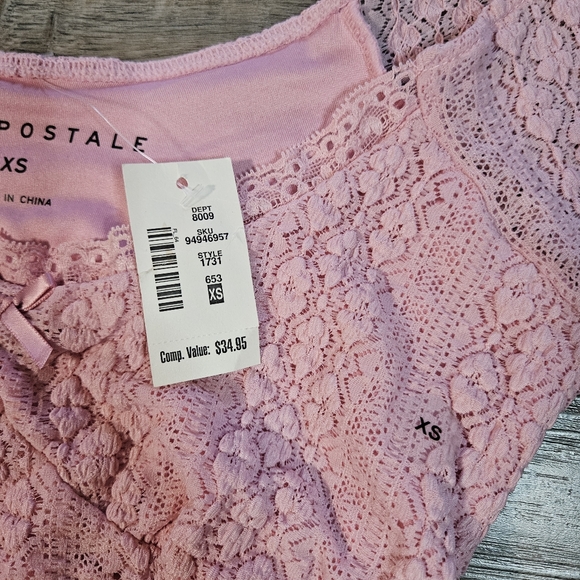 Aeropostale Pink Ruched Lace Long Sleeve Doll Top - Picture 9 of 9